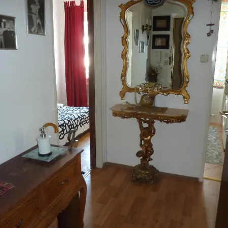 Apartment Classic & Galeria *