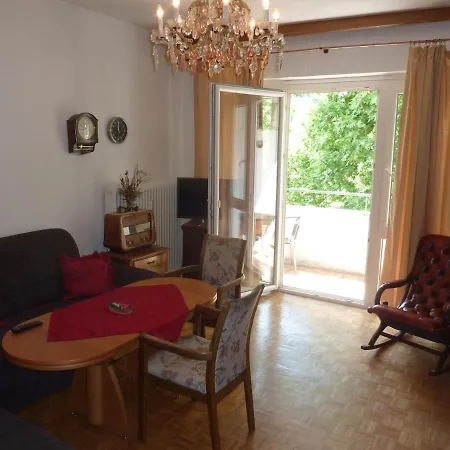 Classic & Galeria Apartment *